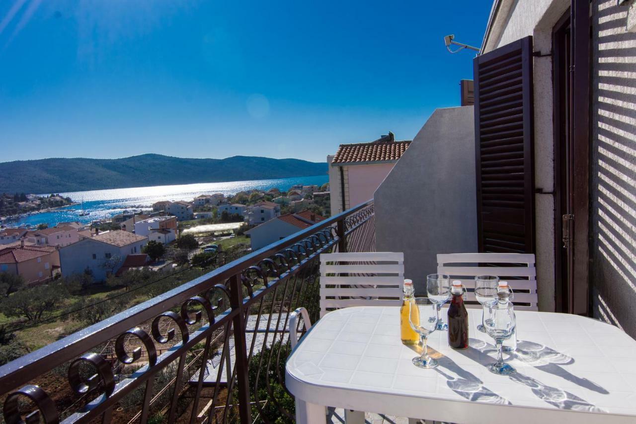 Apartments Jozic Seget Vranjica Kültér fotó