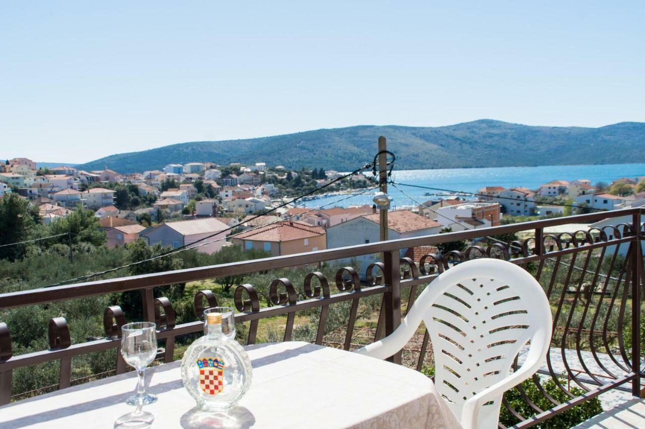 Apartments Jozic Seget Vranjica Kültér fotó