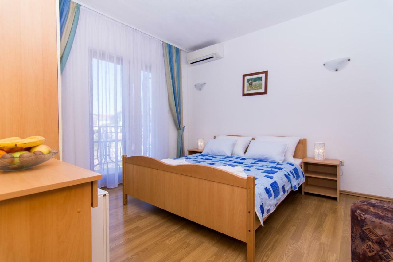 Apartments Jozic Seget Vranjica Kültér fotó